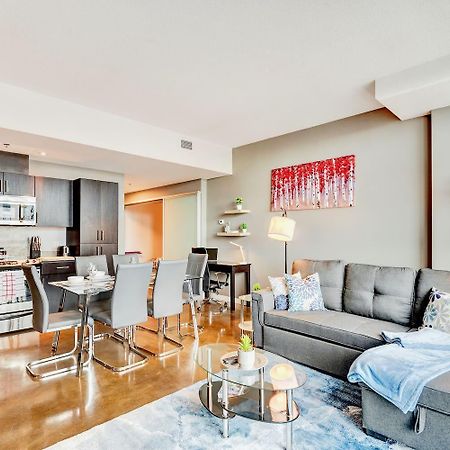 Modern 2Br Condo - King Bed - Downtown City Views カルガリー エクステリア 写真