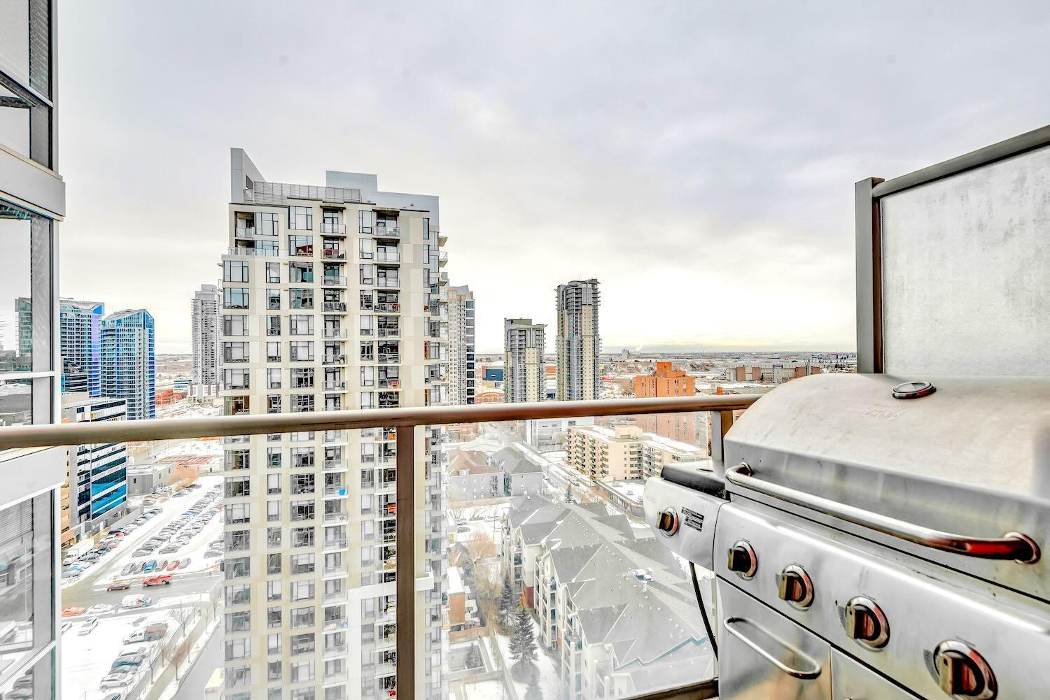 Modern 2Br Condo - King Bed - Downtown City Views カルガリー エクステリア 写真