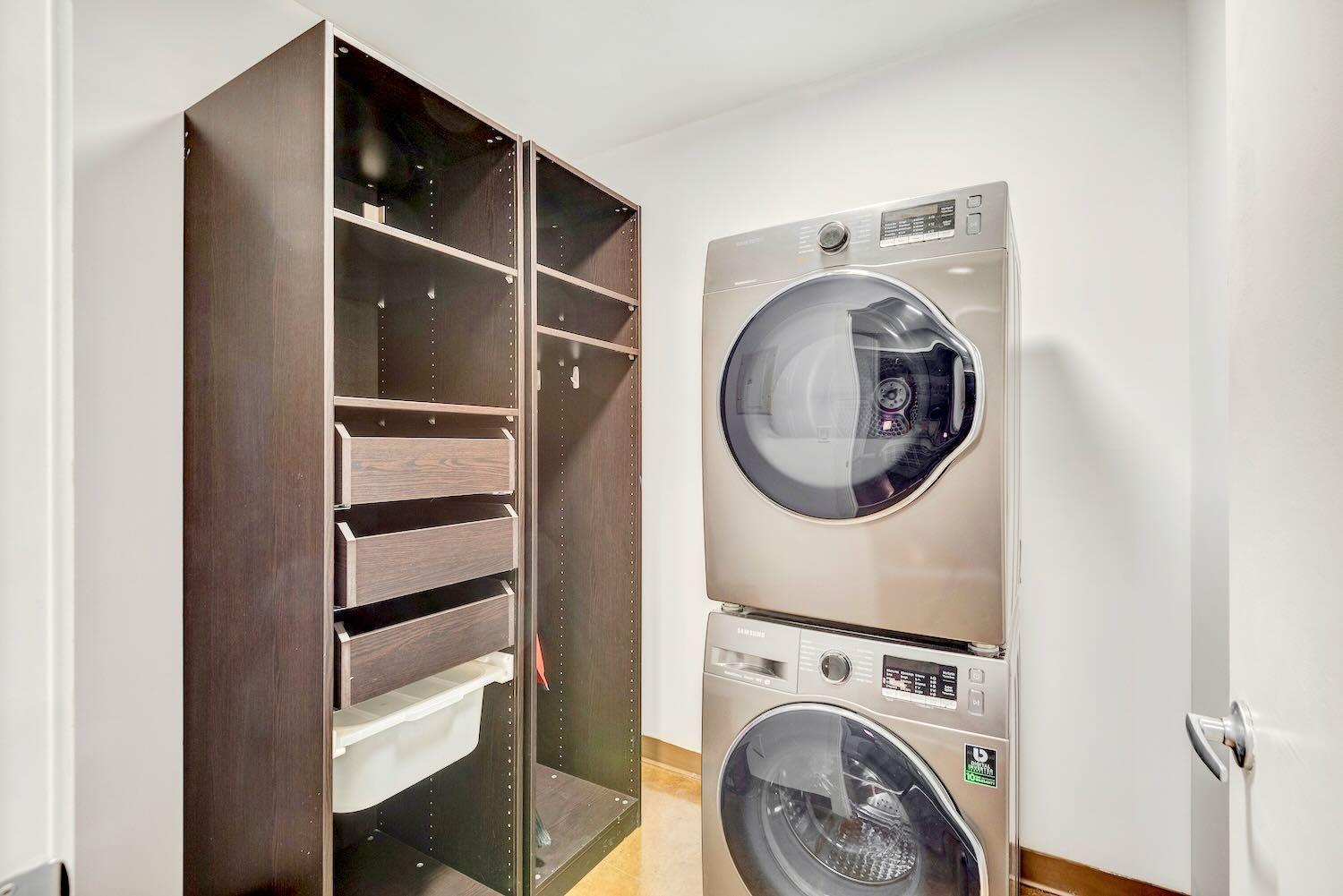 Modern 2Br Condo - King Bed - Downtown City Views カルガリー エクステリア 写真