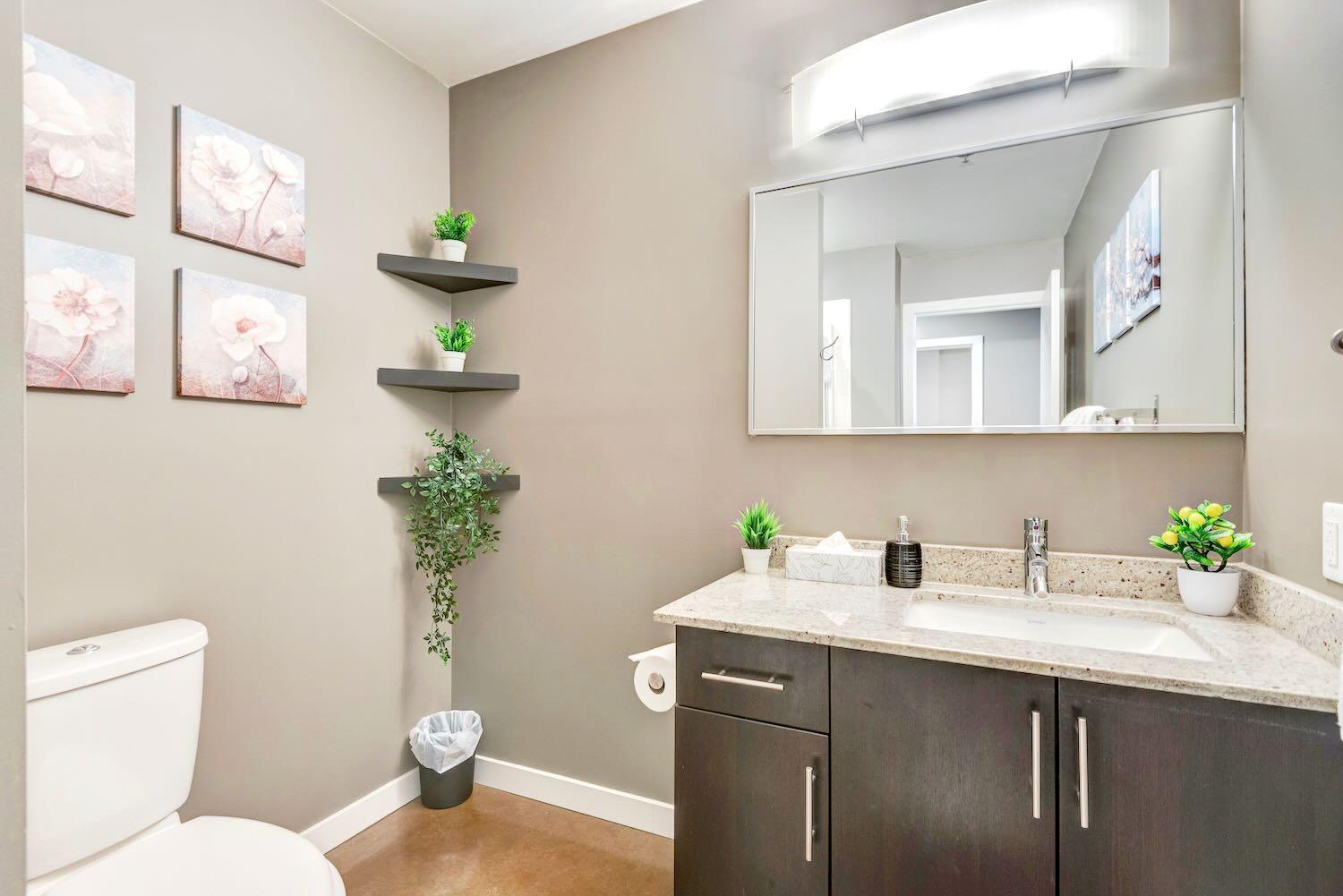Modern 2Br Condo - King Bed - Downtown City Views カルガリー エクステリア 写真